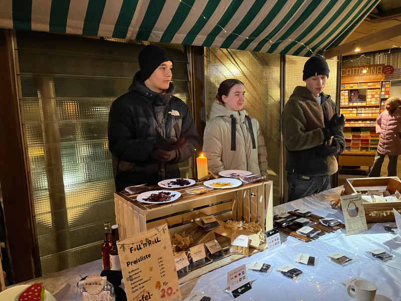 Fall'n'Roll Team am Bolliger Weihnachtsmarkt 2025