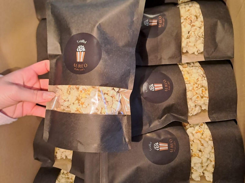 Unser frisch etikettiertes Trüffel Popcorn