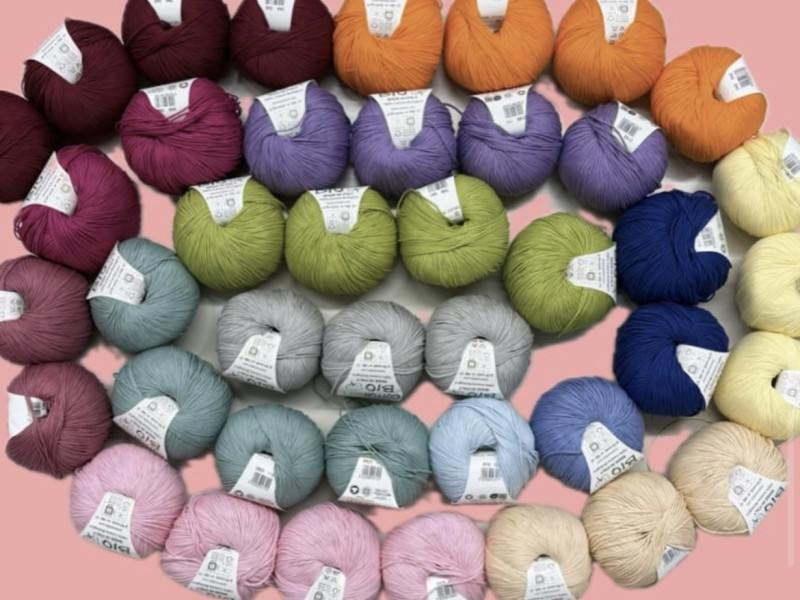 Nuovi colori dei gomitoli di cotone