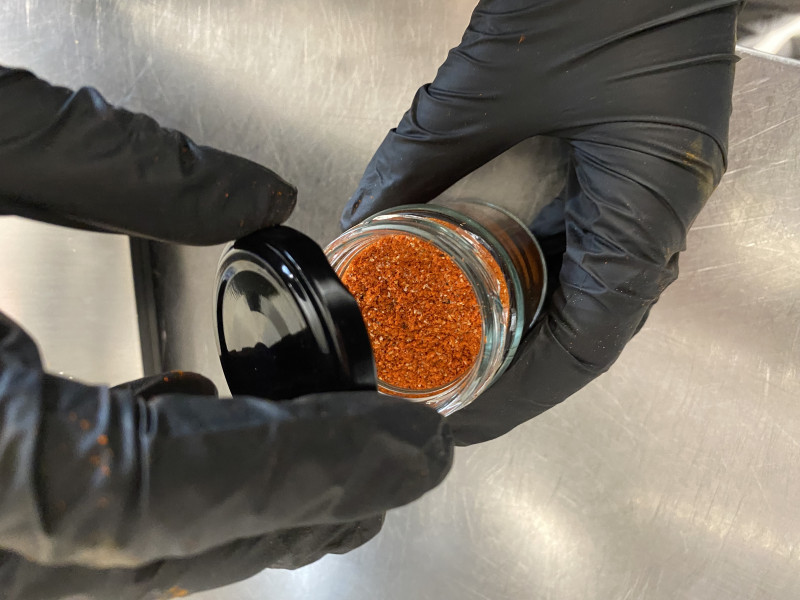 Spic'eat lors de la mise en bocaux